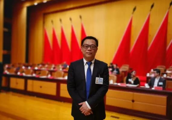 中国学者新发现：X射线触发释放氢气改善癌症